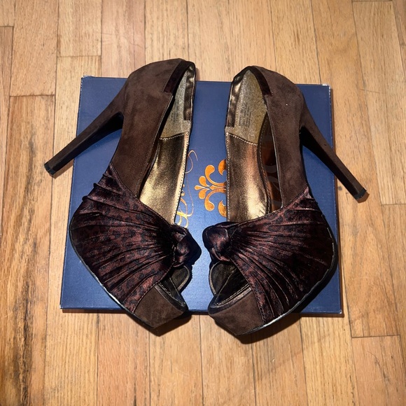 Deréon Heels Size 7 Brown - Picture 6 of 11